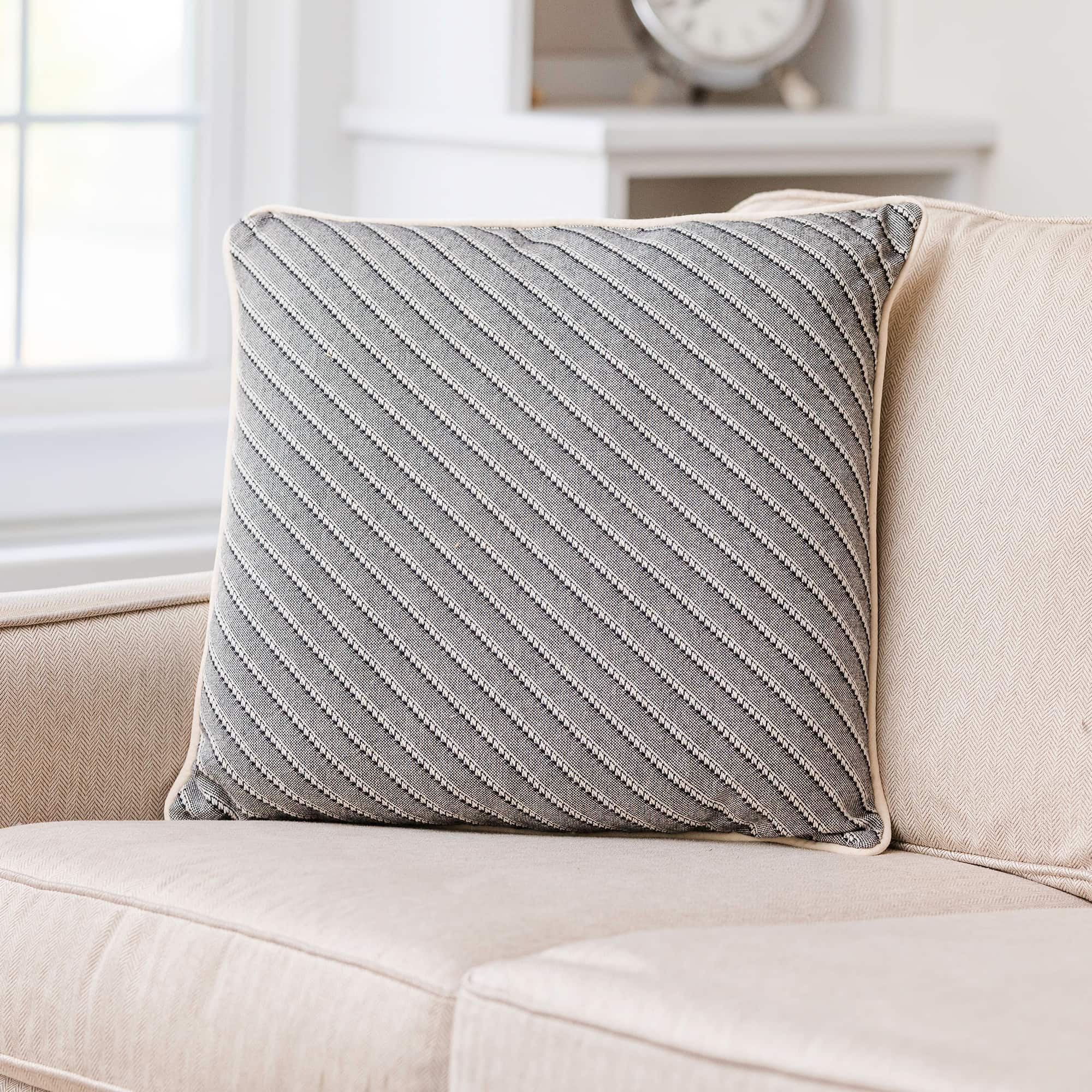 21" x 21" Decorative Woven Cotton Pillow
